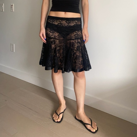 Vintage y2k black lace midi skirt - Picture 1 of 6